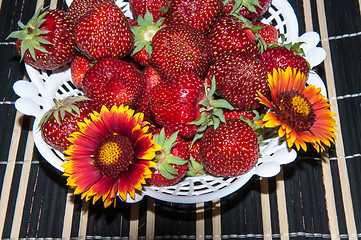 Image showing Strawberry and flower.