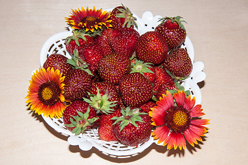 Image showing Strawberry and flower.