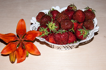 Image showing Strawberry and flower.