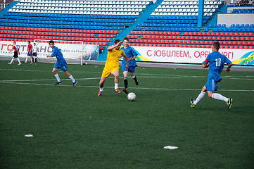 Image showing Boys play football