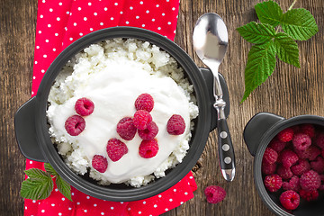 Image showing Cheese cottage with strawberry