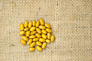 Image showing Raw brown beans