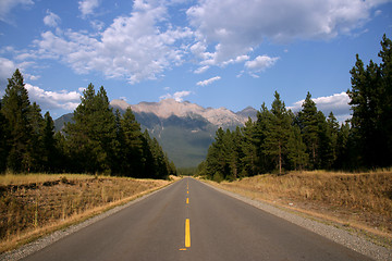 Image showing Scenic road in Canada