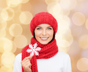 Image showing smiling young woman in winter clothes