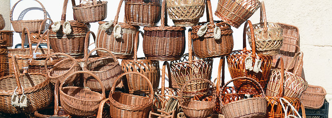 Image showing traditional wicker baskets for sale