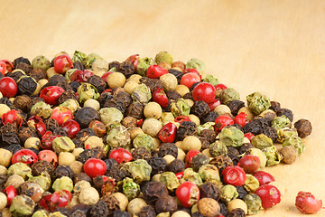 Image showing Four seasons pepper grains