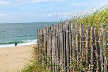 Image showing Beach fence