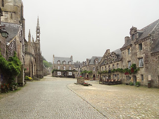 Image showing Locronan