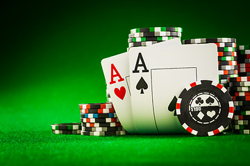 Image showing chips and two aces