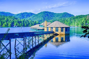 Image showing Clubhouse on Lake Tahoma