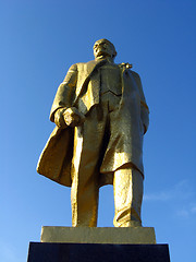 Image showing big monument to Lenin