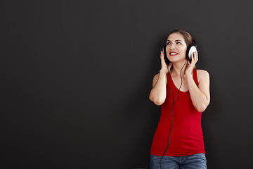 Image showing Woman listen music