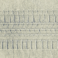 Image showing car tracks