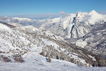 Image showing Skiing