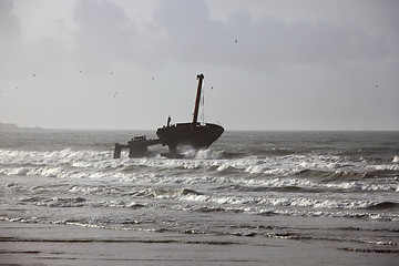 Image showing Ship ruin in the ocean 