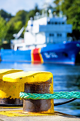 Image showing Rope with anchored ship