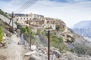 Image showing Oman path Saiq Plateau