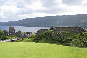 Image showing Castle and Loch Ness