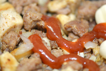 Image showing Fried pork liver with tomatoes and potatoes