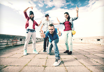 Image showing group of teenagers dancing