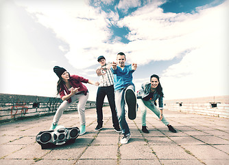 Image showing group of teenagers dancing