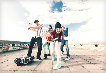 Image showing group of teenagers dancing