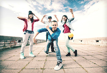 Image showing group of teenagers dancing