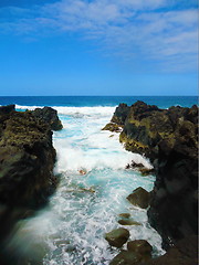 Image showing Sea, big wave and splash