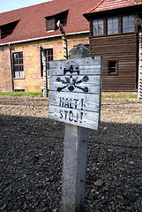 Image showing HALT! (Auschwitz)