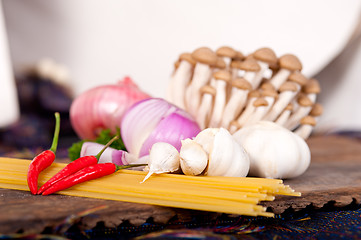 Image showing Italian pasta and mushroom sauce ingredients