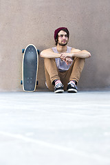 Image showing Relaxing skateboarder