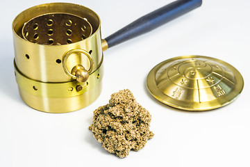 Image showing moxibustion cigar with holder