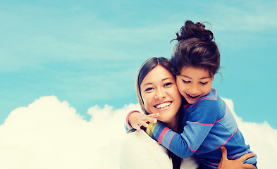 Image showing hugging mother and daughter