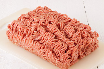 Image showing Block of commercial beef mince from a store