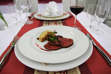 Image showing roasted celery and beaf steak 