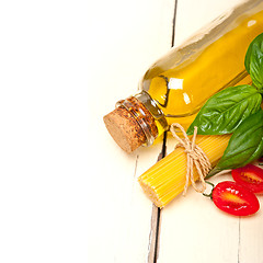 Image showing Italian spaghetti pasta tomato and basil