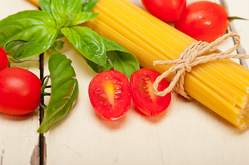 Image showing Italian spaghetti pasta tomato and basil