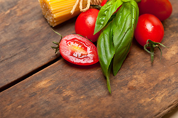 Image showing Italian spaghetti pasta tomato and basil