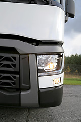 Image showing Renault Truck Tractor T480, Headlight Detail 