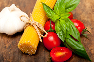 Image showing Italian spaghetti pasta tomato and basil