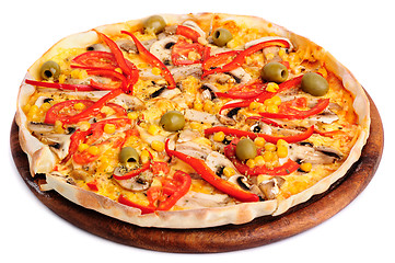 Image showing Pizza with Mozzarella, Mushrooms, Olives and Tomato Sauce