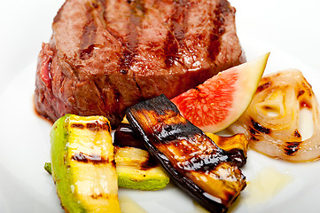 Image showing grilled beef filet mignon