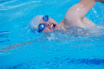 Image showing children group  at swimming pool