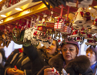 Image showing Buying Christmas Souvenirs