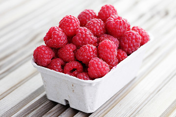 Image showing box of raspberries