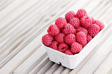 Image showing box of raspberries