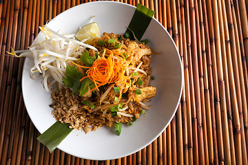 Image showing Chicken Pad Thai Plate