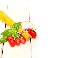 Image showing Italian spaghetti pasta tomato and basil