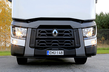 Image showing Renault Truck Tractor T480, Headlight Detail