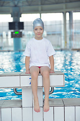 Image showing children group  at swimming pool